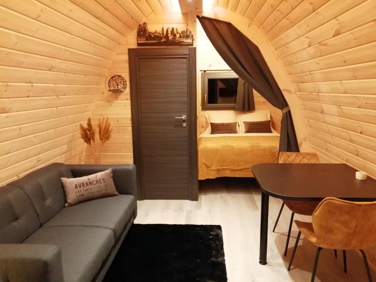 Le Domaine De Pivette Chambre Climatisee Et Insolite Avec Terrasse Privative Avranches Exterior foto